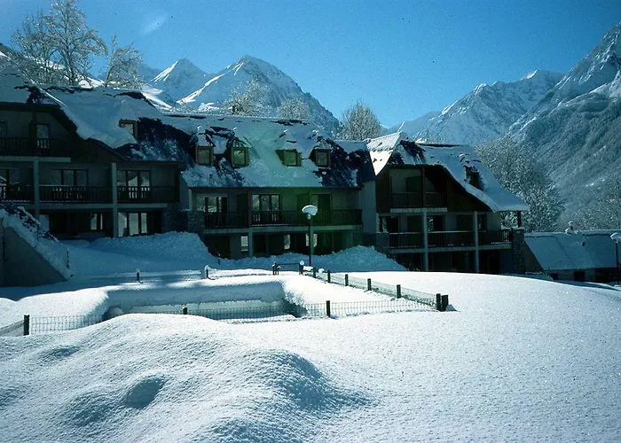 Résidence Néméa La Soulane Appart hôtel Loudenvielle